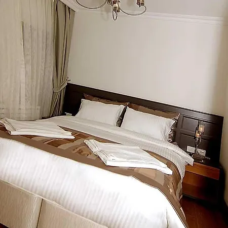 Apartment Mayer Cihangir Suites *